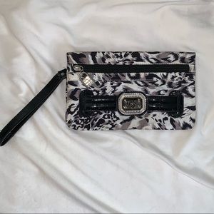 Wristlet wallet